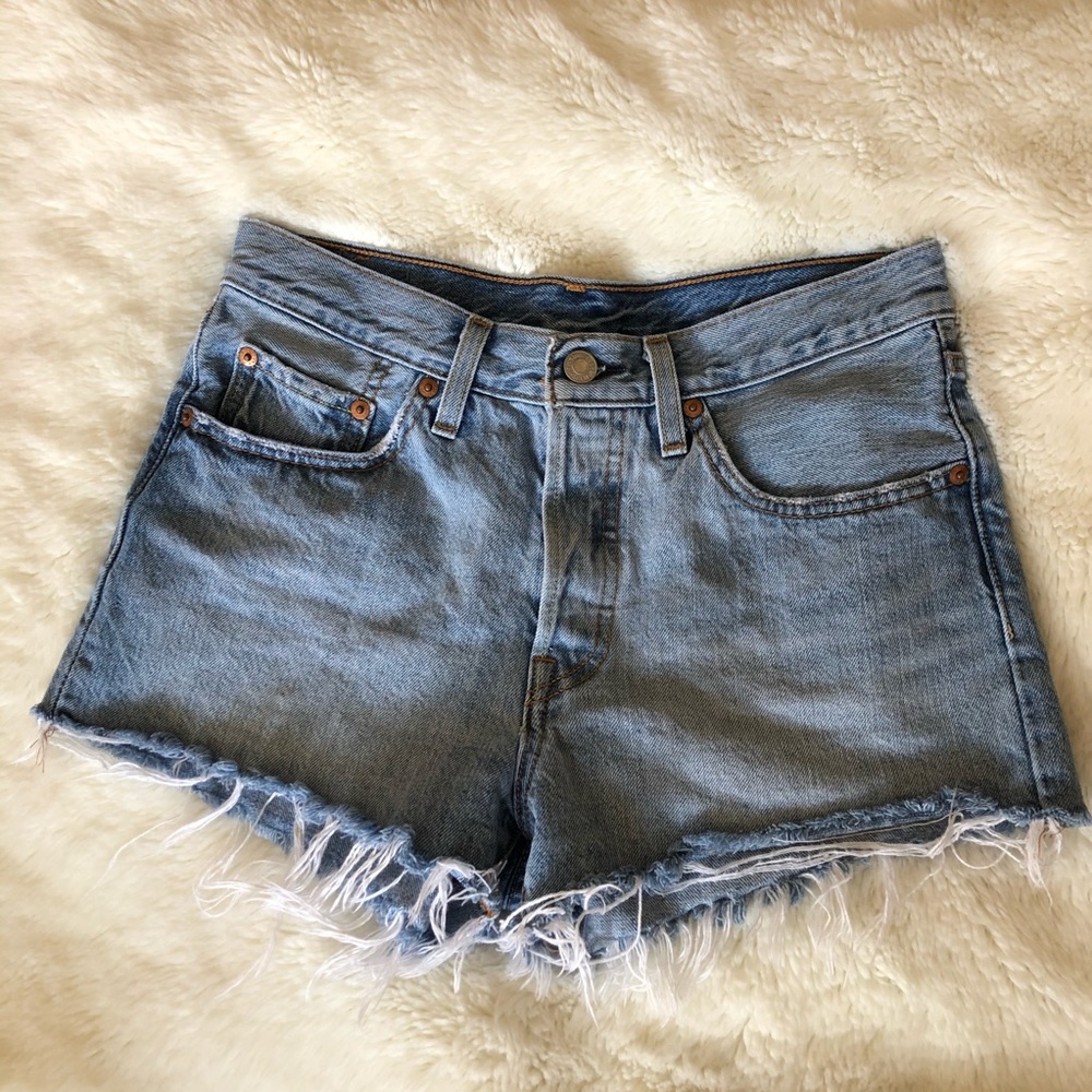 Levi’s shorts